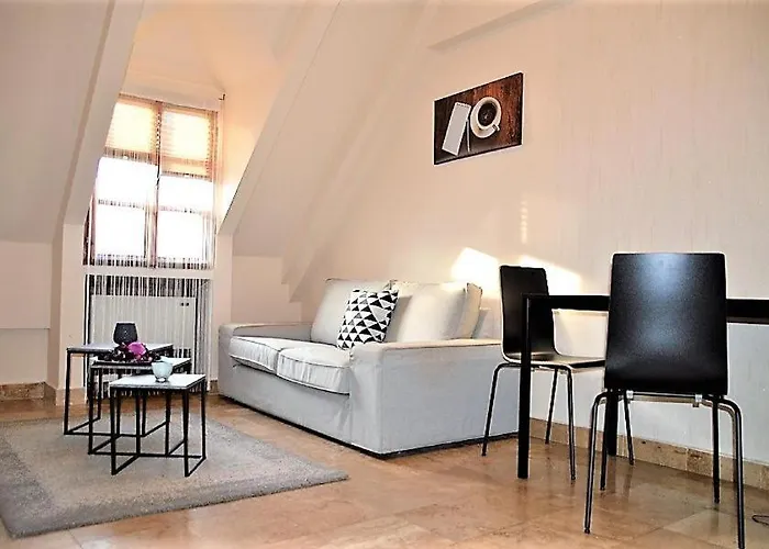 Downtown- Csaladi Apartman